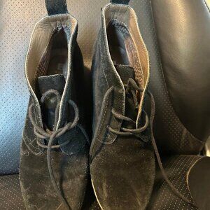 White Mountain Suede Boots